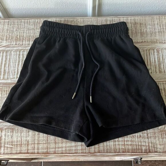 H&M Women's Sweat Shorts - Picture 1 of 7